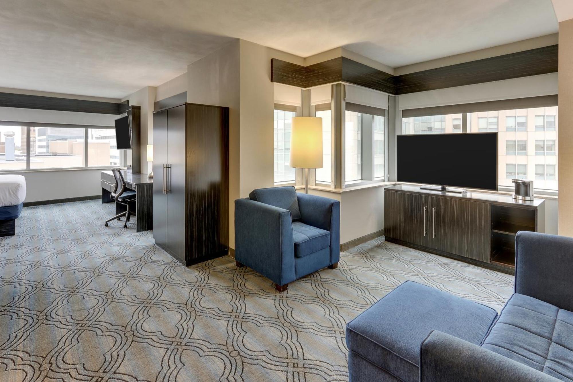 Doubletree By Hilton St. Louis Forest Park Ngoại thất bức ảnh